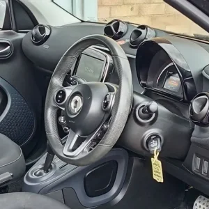 2019 Smart Forfour 0.9T Urban Shadow Hatchback - Image 5