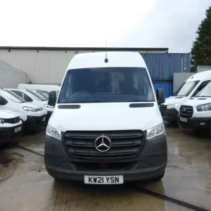 2021 Mercedes-Benz Sprinter 3.5t H2 Progressive Van 315L2 MWB Panel Van Diesel Manual - Image 3
