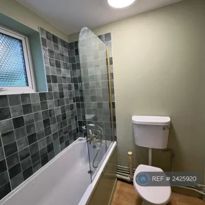 2 bedroom terraced house in Lovers Walk Cottages - Image 8