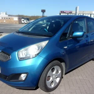 2011 Kia Venga 1.4 3 Euro 5 5dr HATCHBACK Petrol Manual - Image 3