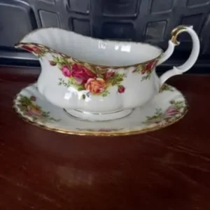 Royal Albert gravy/sauce boat