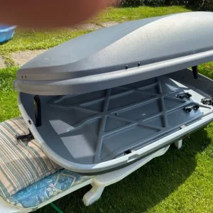 Large Halfords roofbox, - Image 3