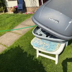 Large Halfords roofbox, - Image 4