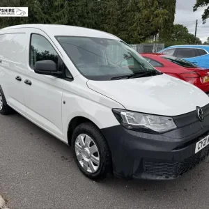 2021 Volkswagen Caddy Maxi 2.0 TDI C20 Commerce Panel Van 6dr Diesel Manual LWB Euro 6 (s/s) (102... - Image 3