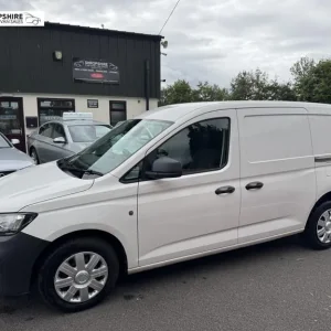 2021 Volkswagen Caddy Maxi 2.0 TDI C20 Commerce Panel Van 6dr Diesel Manual LWB Euro 6 (s/s) (102... - Image 8