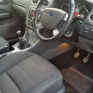 *!*NEW TIMING BELT & WATERPUMP*!* 2011 Ford Focus 1.6 TITANIUM MOT'D 19 JULY 2026** - Image 5