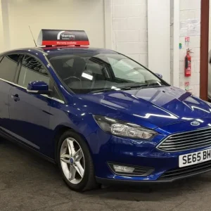 2015 Ford Focus 1.0T EcoBoost Zetec Euro 6 (s/s) 5dr HATCHBACK Petrol Manual - Image 3