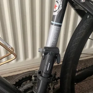 Revolution 27.5” Hybrid Bike - Image 6