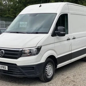 2018 Volkswagen Crafter 2.0 TDI CR35 BlueMotion Tech Trendline FWD MWB High Roof Euro 6 (s/s) 5dr... - Image 3