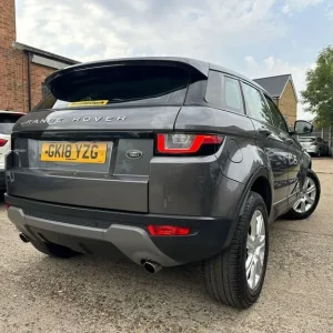 2018 Land Rover Range Rover Evoque 2.0 TD4 SE Tech Auto 4WD Euro 6 (s/s) 5dr ESTATE Diesel Automatic - Image 5
