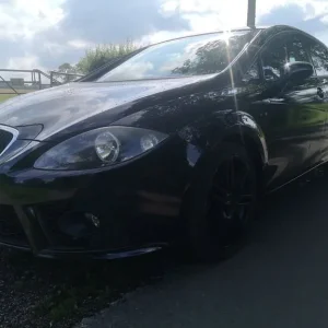 SEAT Leon FR 2.0TDI *ULEZ Compliant* - Image 2