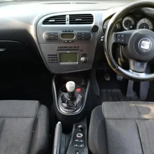 SEAT Leon FR 2.0TDI *ULEZ Compliant* - Image 5