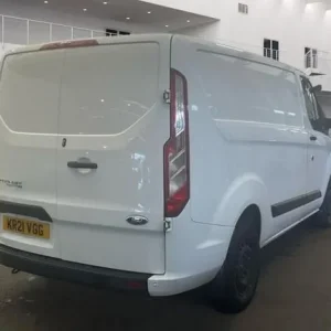 Ford Transit Custom 340 TDCI 130 L1H1 TREND ECOBLUE SWB LOW ROOF FWD - Image 4
