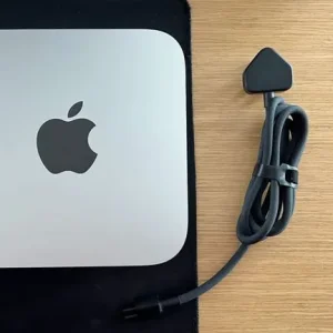 Apple Mac Studio M1 Max / 512GB SSD / 32GB RAM / 10-core CPU 24-core GPU - like NEW