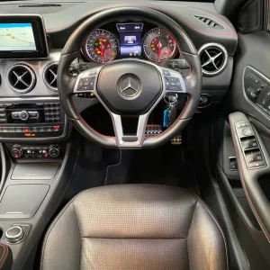 2015 Mercedes-Benz GLA GLA 220 CDI 4Matic AMG Line 5dr Auto [Pre Plus] ESTATE Diesel Automatic - Image 6