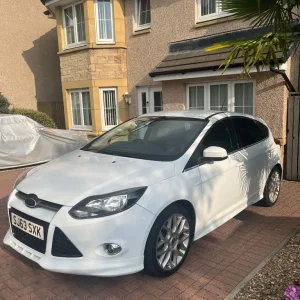 Ford Focus, Zetec S, Read advert - Image 2