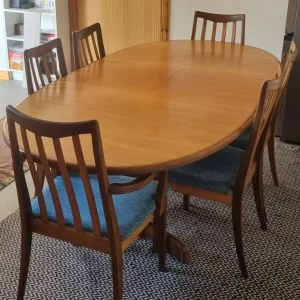 Vintage G Plan extending dining table - Image 2