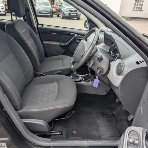 2016 Dacia Duster 1.5 dCi Laureate SUV 5dr Diesel Manual 4WD Euro 6 (s/s) (110 ps) SUV Diesel Manual - Image 6