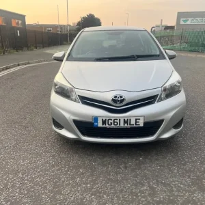 Toyota, YARIS, Hatchback, 2012, Manual, 1329 (cc), 5 doors - Image 3