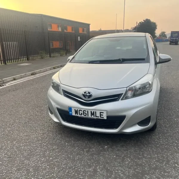 Toyota, YARIS, Hatchback, 2012, Manual, 1329 (cc), 5 doors