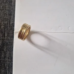Bvalgari gold ring - Image 3