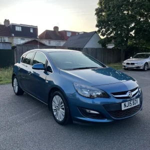 Vauxhall, ASTRA, Hatchback, 2015, Manual, 1398 (cc), 5 doors - Image 2