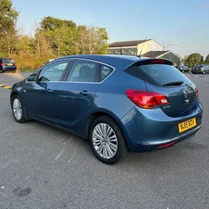 Vauxhall, ASTRA, Hatchback, 2015, Manual, 1398 (cc), 5 doors - Image 4