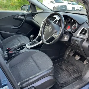 Vauxhall, ASTRA, Hatchback, 2015, Manual, 1398 (cc), 5 doors - Image 5