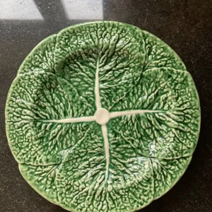 Bordallo Pinheiro cabbage plate