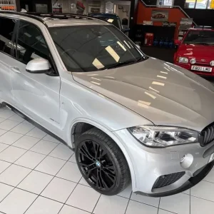 2016 BMW X5 3.0 40d M Sport SUV 5dr Diesel Auto xDrive Euro 6 (s/s) (313 ps) ESTATE Diesel Automatic - Image 3