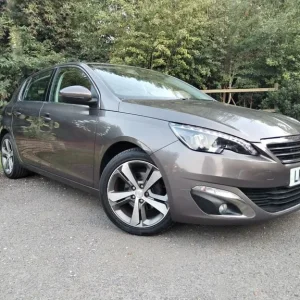 Peugeot, 308, Allure, 1.6 E-HDI, Hatchback, 2014, Manual, 1560 (cc), 5 doors - Image 2