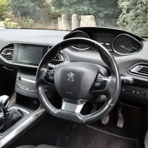 Peugeot, 308, Allure, 1.6 E-HDI, Hatchback, 2014, Manual, 1560 (cc), 5 doors - Image 7