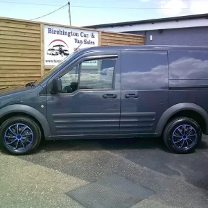 2013 Ford Transit Connect Low Roof Van Trend TDCi 90ps PANEL VAN Diesel Manual - Image 4