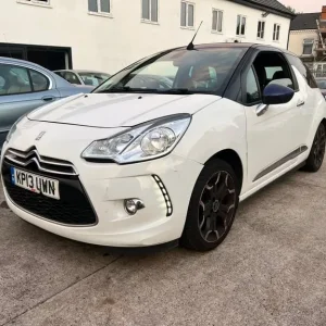 2013 Citroen DS3 1.6 VTi DStyle Plus 2dr CONVERTIBLE Petrol Manual - Image 3