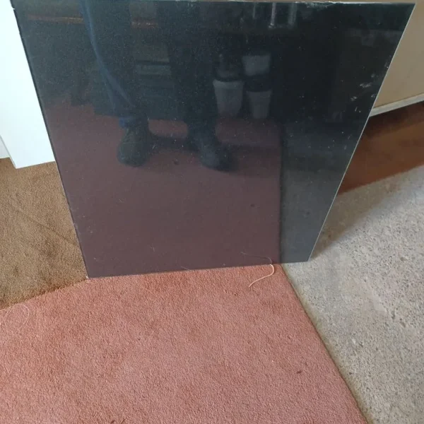 Black glass splashback