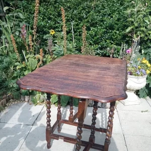 VINTAGE/ANTIQUE GATE LEG TABLE - Image 2