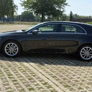 2019 Mercedes-Benz A-Class 1.5 A180d Sport 7G-DCT Euro 6 (s/s) 5dr HATCHBACK Diesel Automatic - Image 2