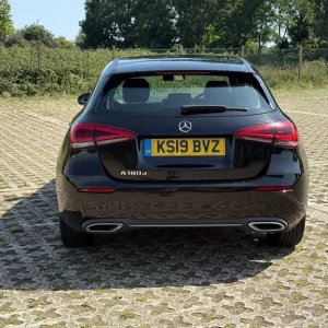 2019 Mercedes-Benz A-Class 1.5 A180d Sport 7G-DCT Euro 6 (s/s) 5dr HATCHBACK Diesel Automatic - Image 4