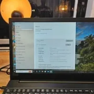 Lenovo ThinkPad E590 15.6" FHD Core i7-8565U 1.80 GHz 16 GB RAM 512 GB SSD Radeon RX 550x 2GB - Image 4