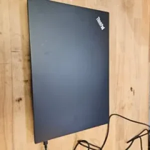 Lenovo ThinkPad E590 15.6" FHD Core i7-8565U 1.80 GHz 16 GB RAM 512 GB SSD Radeon RX 550x 2GB - Image 5