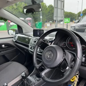 Volkswagen, UP, Hatchback, 2014, Manual, 999 (cc), 5 doors - Image 6