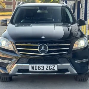 MERCEDES-BENZ ML350 AMG SPORT 3.0 CDI DIESEL BLUETEC 4X4 AUTO 2014 [63] BLACK - Image 5