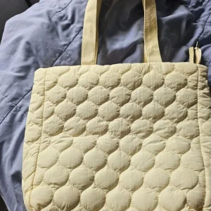 2 x cream handbags - Image 6