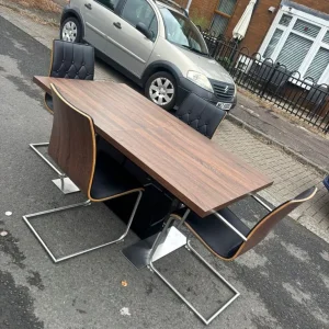 Walnut and black high gloss table and 4 chairs - Image 5