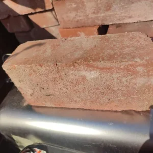 250 house bricks - Image 3