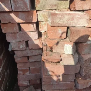 250 house bricks - Image 4