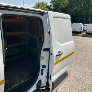 2020 Peugeot Partner 1000 1.5 Bluehdi 100 Grip Van Small Van Diesel Manual - Image 8