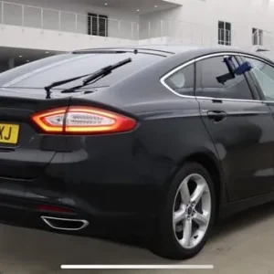 2016 Ford Mondeo 2.0 TDCi Titanium Hatchback 5dr Diesel Manual Euro 6 (s/s) (180 ps) Hatchback Di... - Image 4