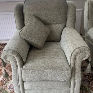 Stratford Sofa three seater and two chairs Suite - Image 7