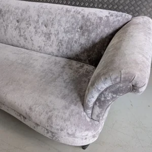 DFS Concerto 4 Seater Sofa in Lilac Silver - Crushed Velvet - Good Condition - Delivery Available - Image 2